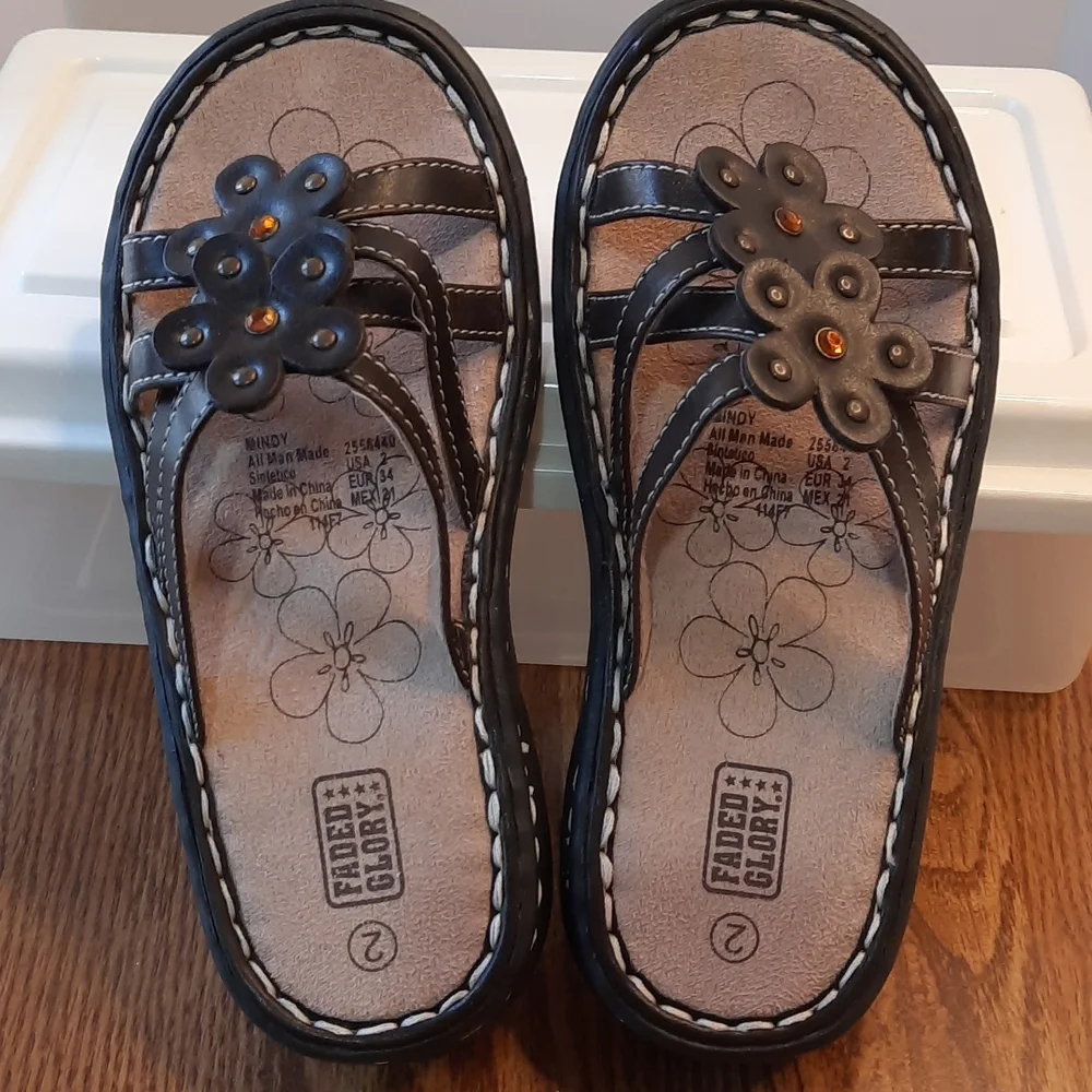 Faded Glory sandals size 2